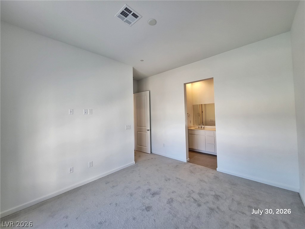 643 Fortis Creek Street Property Photo 19