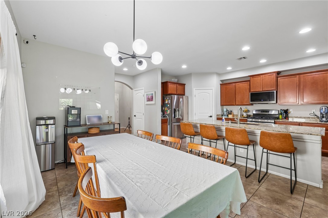 6113 Paddleboat Street Property Photo 11