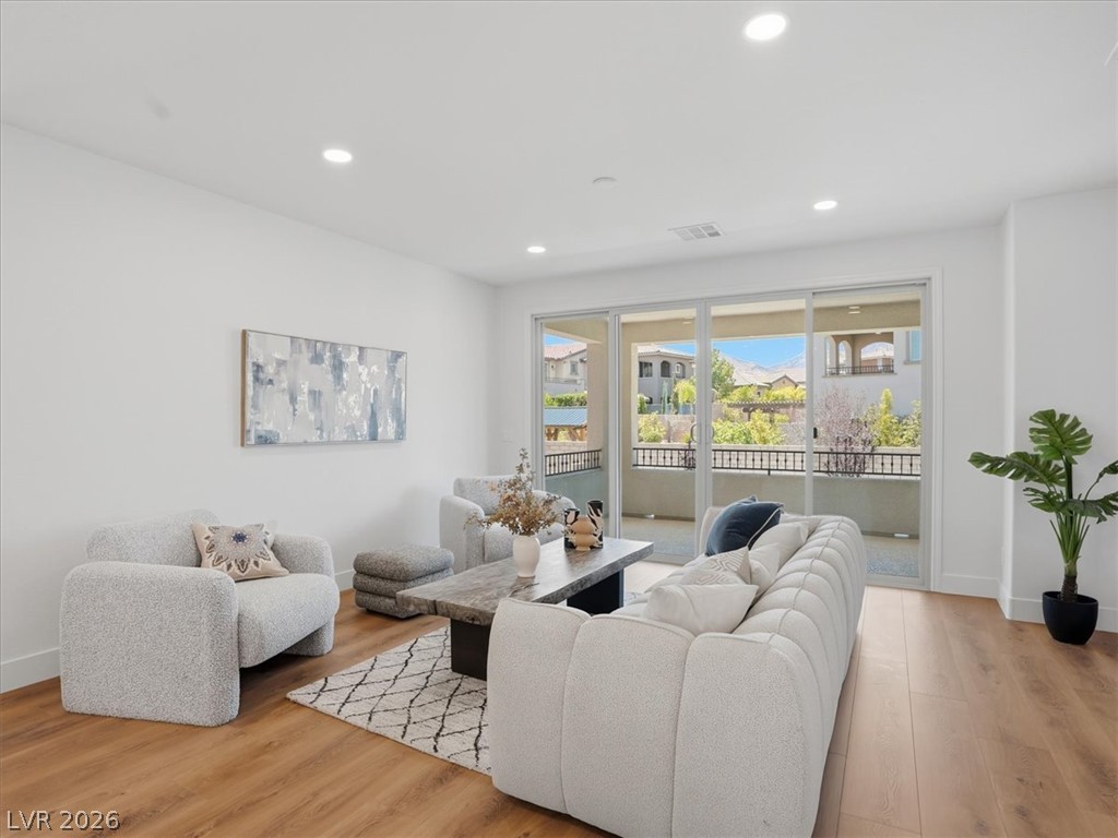 363 Molinetto Street Property Photo 31