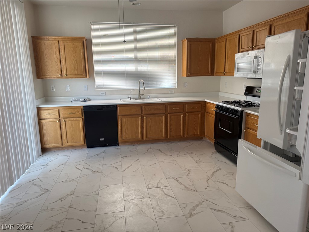 1007 Misty Rose Avenue Property Photo 2
