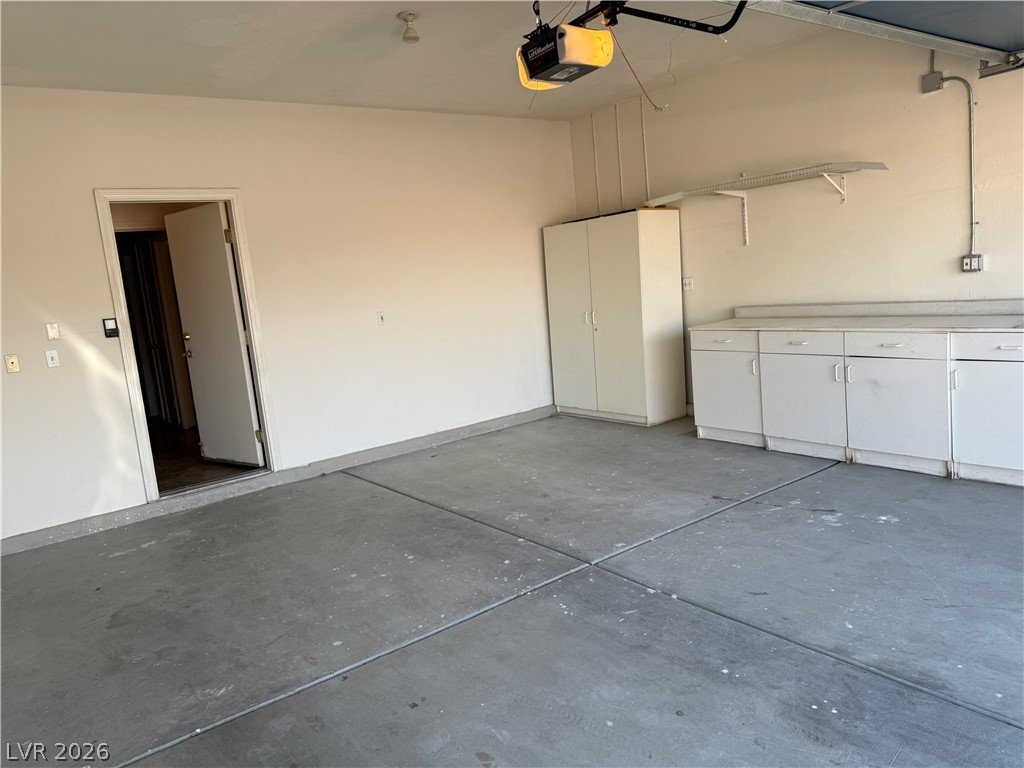 1007 Misty Rose Avenue Property Photo 9