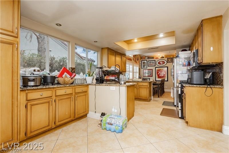 4401 Inez Drive Property Photo 8