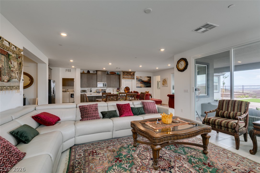 1508 Luca Mountain Lane Property Photo 11