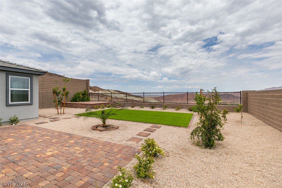 1508 Luca Mountain Lane Property Photo 39