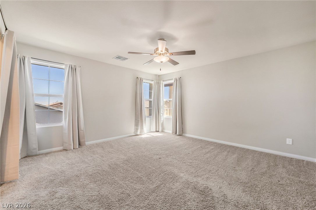 472 Silverweed Avenue Property Photo 8