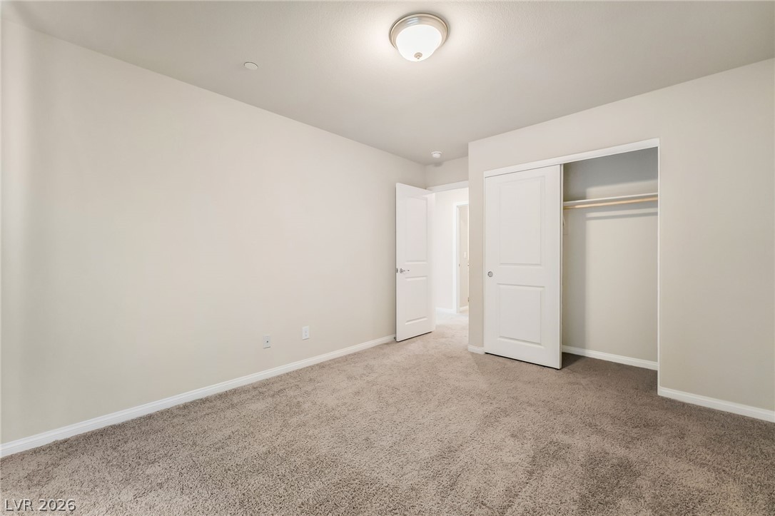 472 Silverweed Avenue Property Photo 13