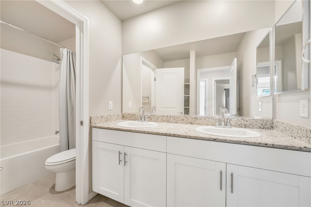 472 Silverweed Avenue Property Photo 14