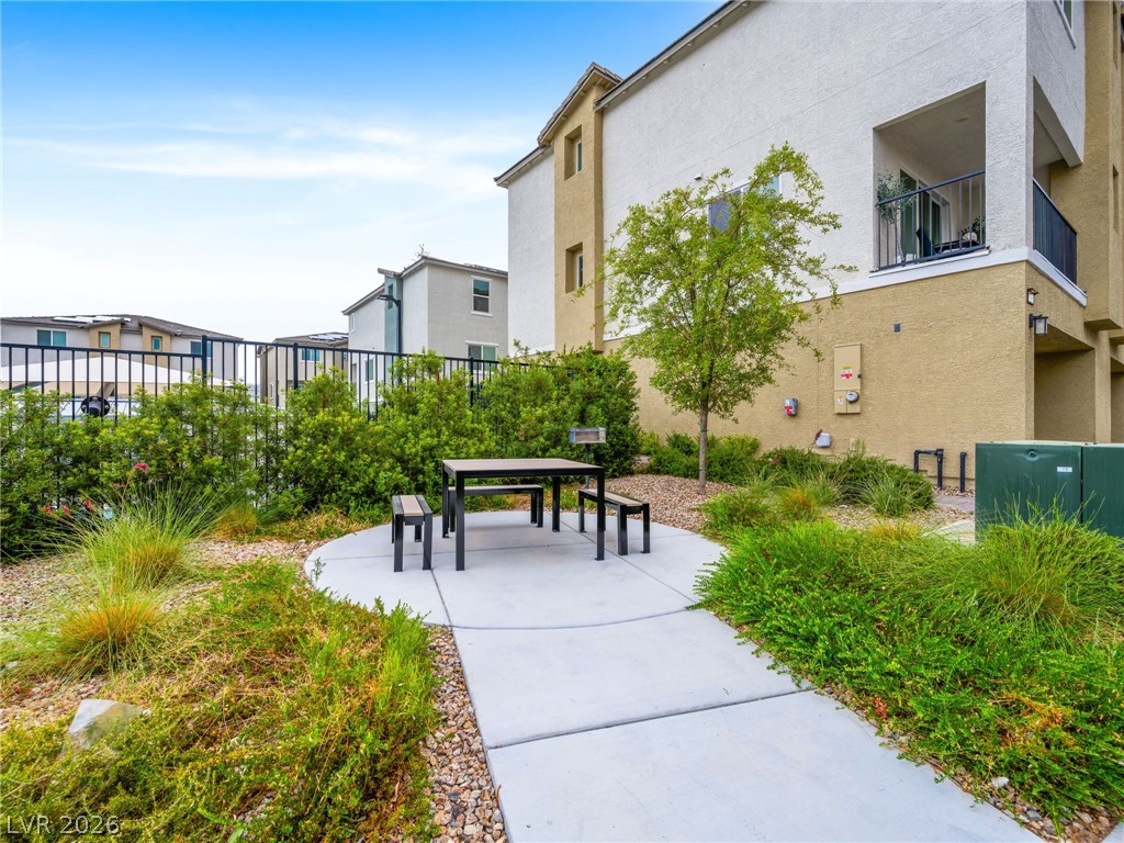 6888 Prairie Pearl Street Property Photo 46