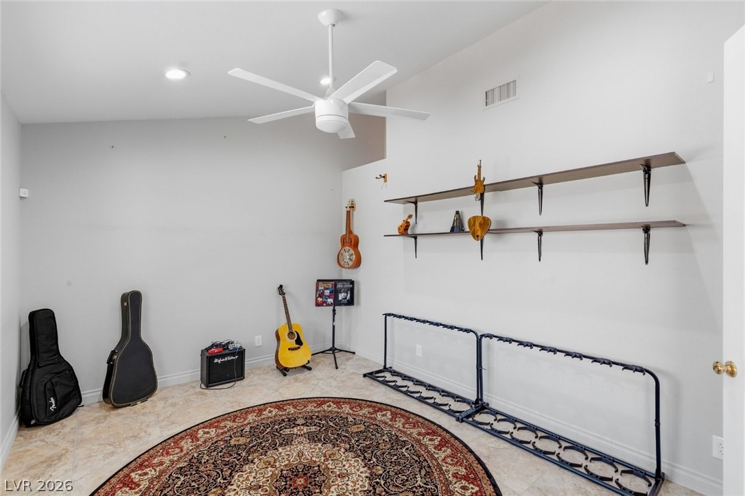 219 North Cimarron Road Property Photo 17