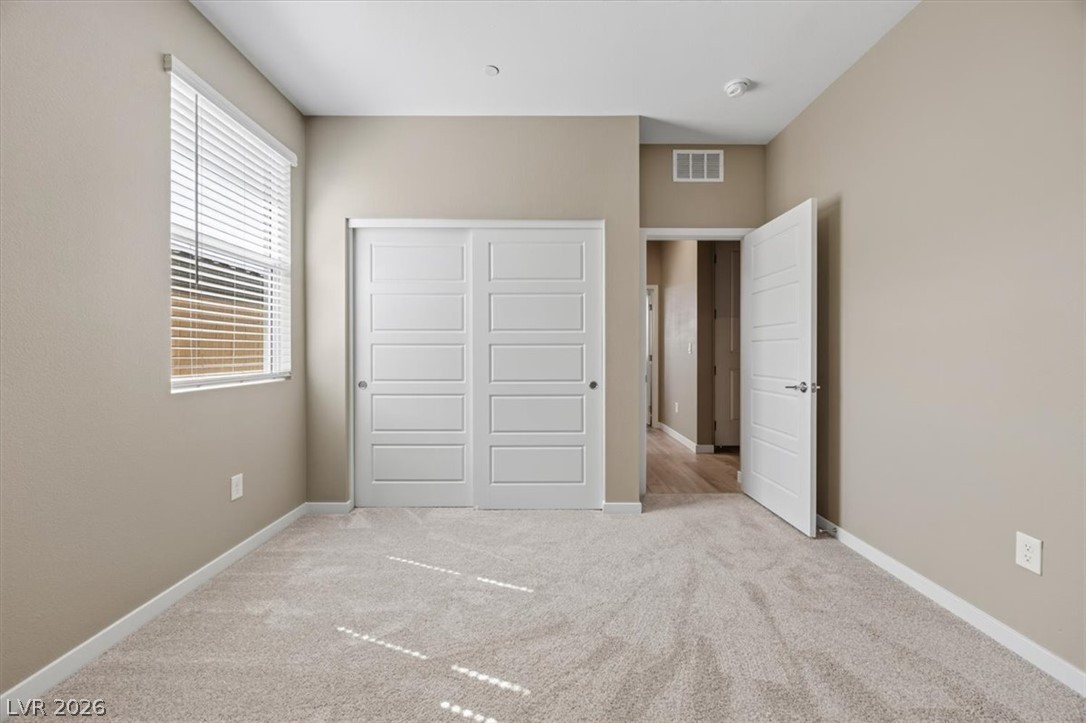 10862 Lewis Pointe Avenue Property Photo 24