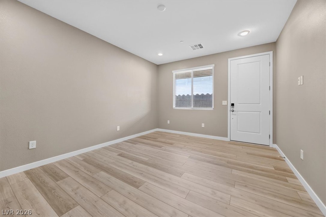 10862 Lewis Pointe Avenue Property Photo 30