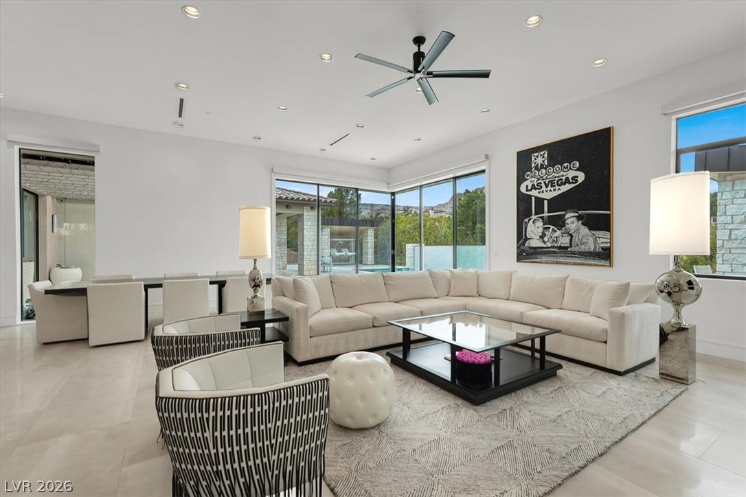 20 Pebble Hills Court Property Photo 20