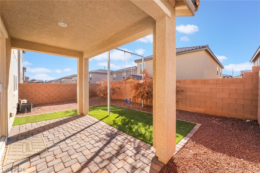 8749 Spanish Ridge Avenue Property Photo 24
