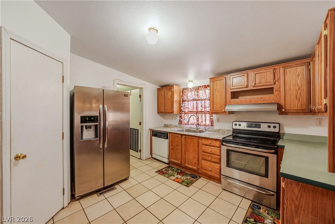 1320 Piltz Road Property Photo 7