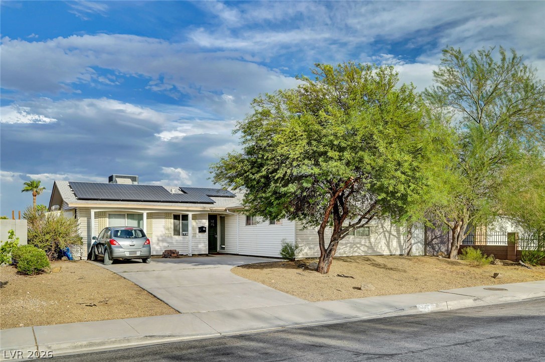 329 Santa Fe Street Property Photo 2