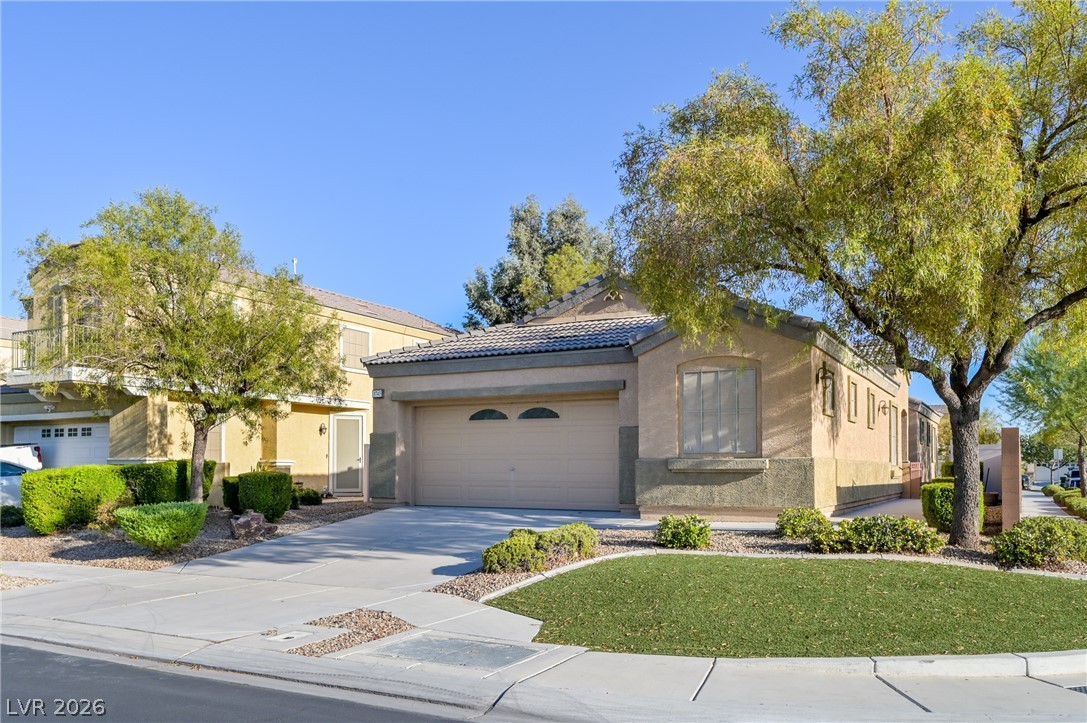 3743 Bella Legato Avenue Property Photo 3