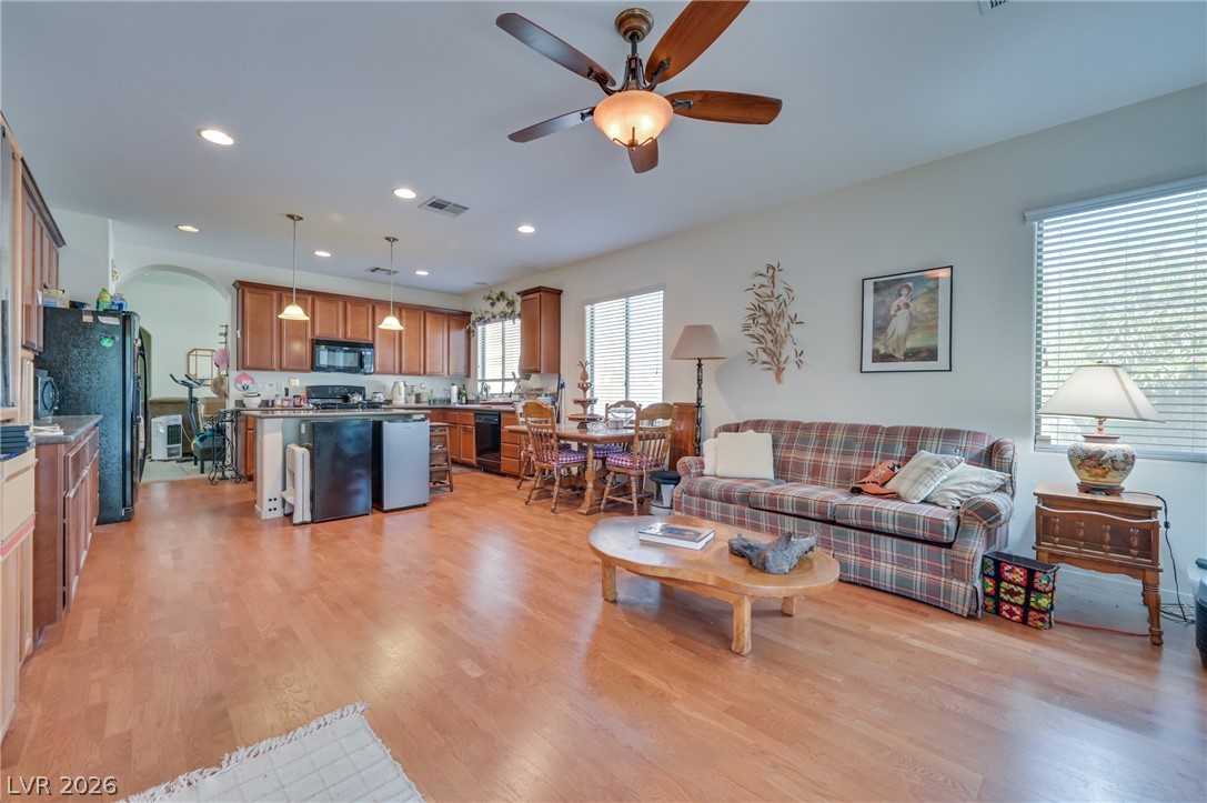 3743 Bella Legato Avenue Property Photo 33