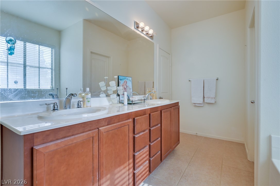 3743 Bella Legato Avenue Property Photo 46