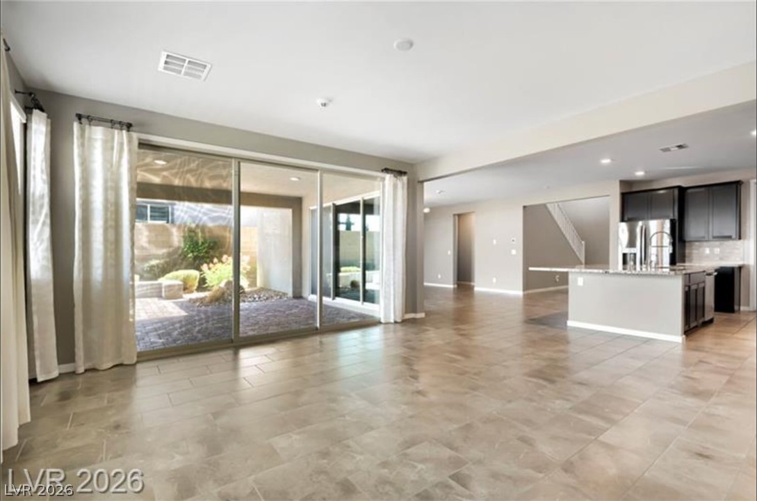 12343 Grey Dunes Avenue Property Photo 11
