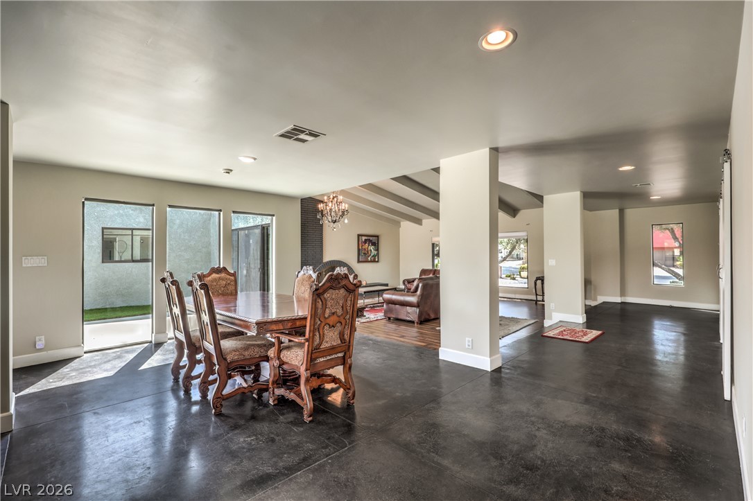 1926 Papago Lane Property Photo 9