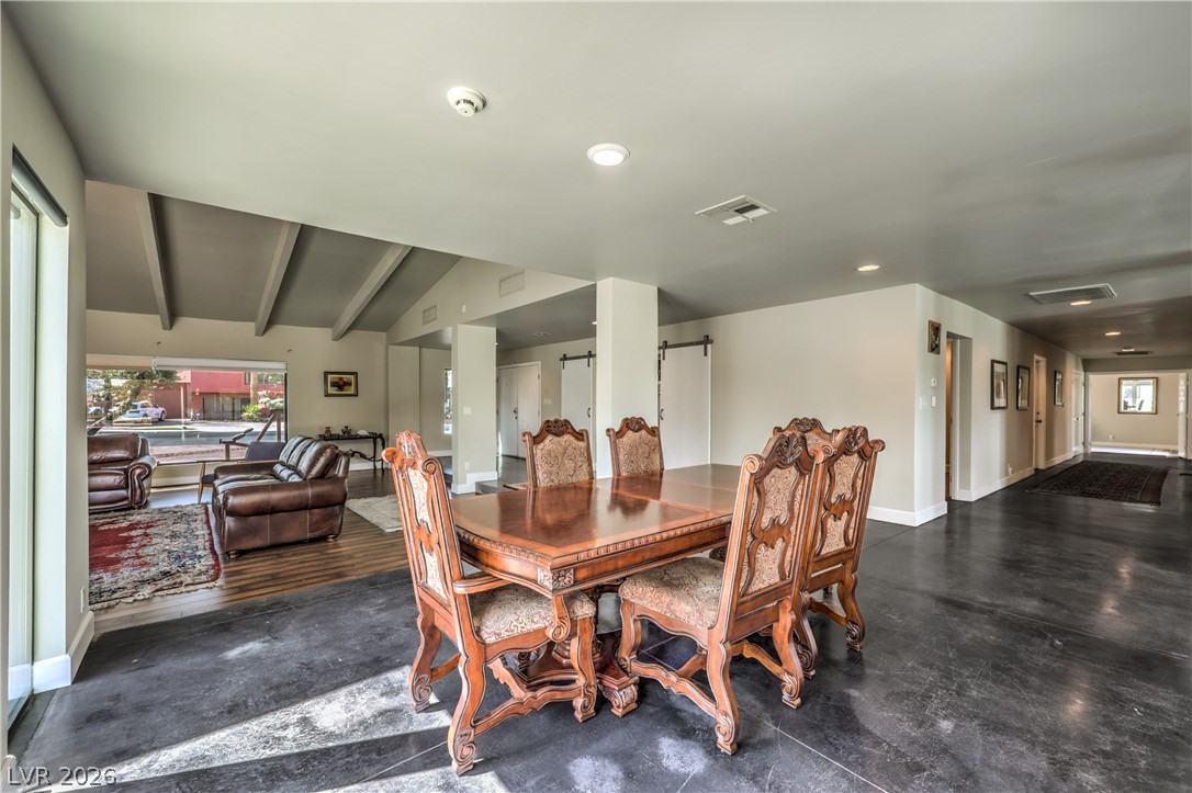 1926 Papago Lane Property Photo 10