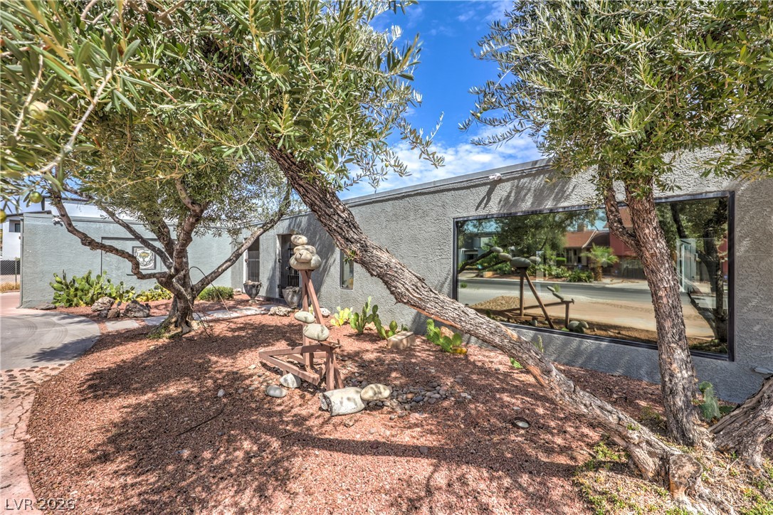 1926 Papago Lane Property Photo 45