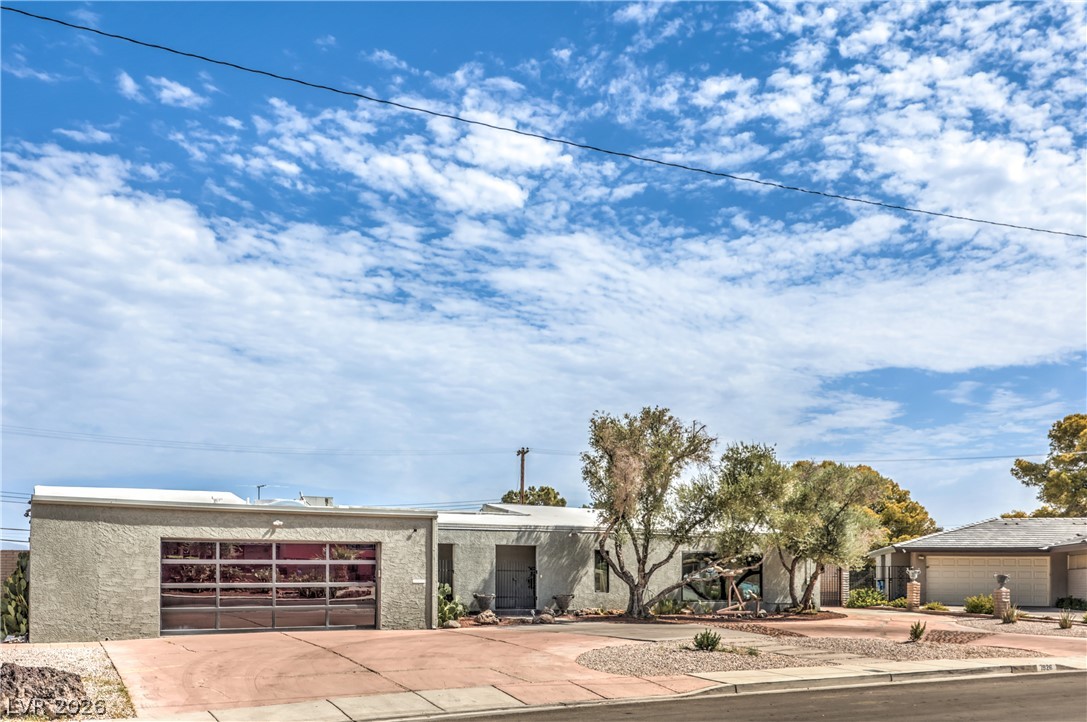 1926 Papago Lane Property Photo 46