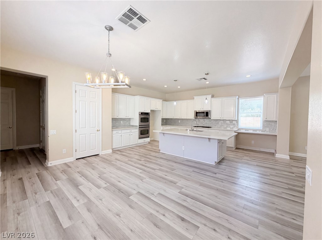 6892 April Wind Avenue Property Photo 3