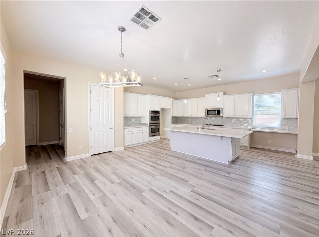 6892 April Wind Avenue Property Photo 12