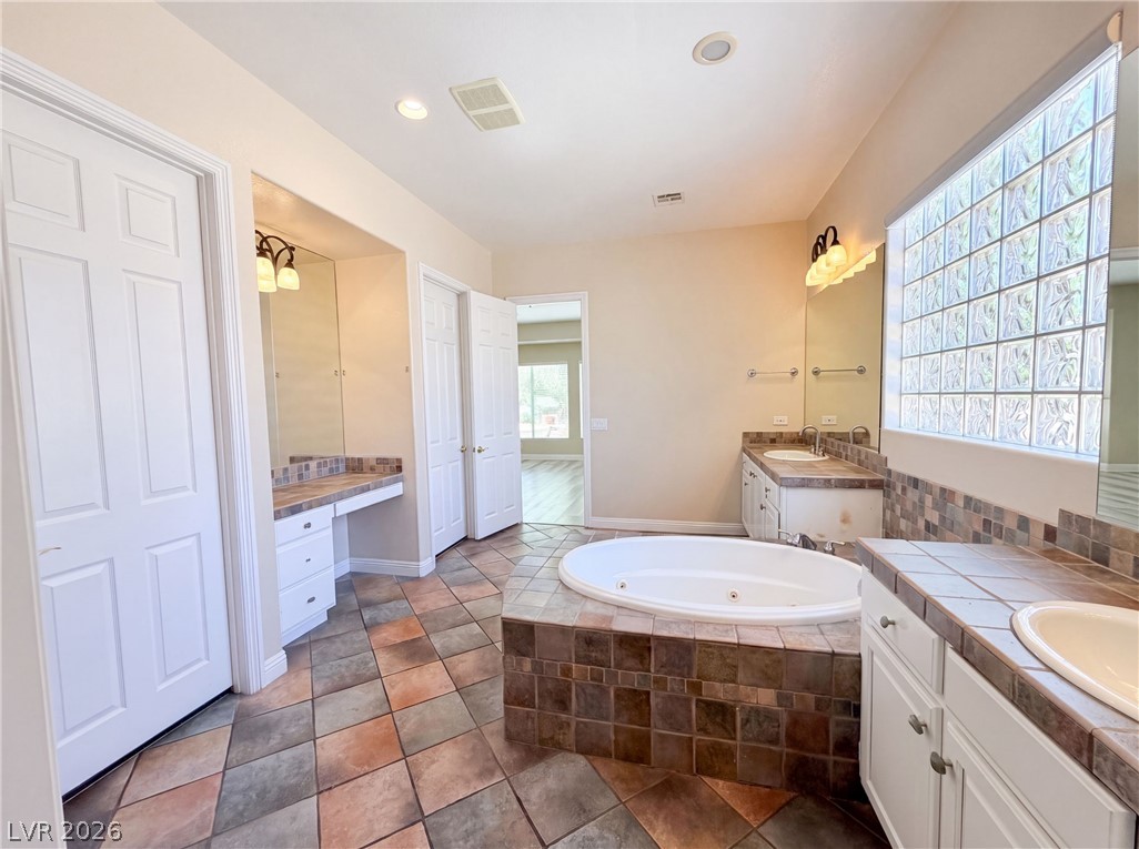 6892 April Wind Avenue Property Photo 53