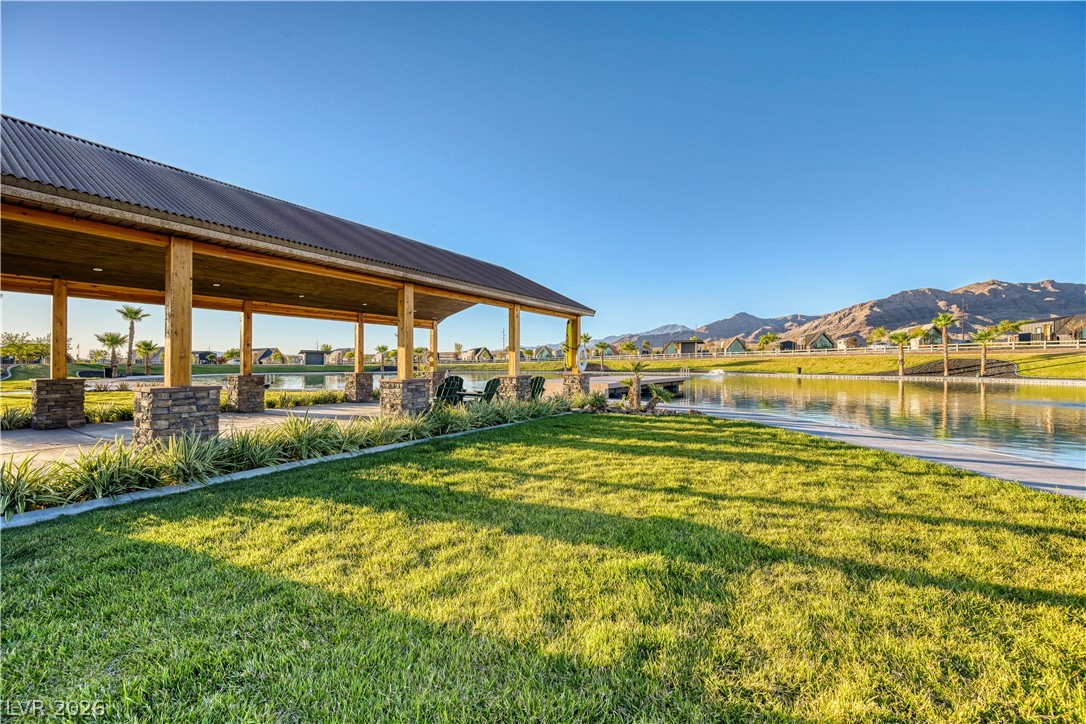 5985 East Spring Mountain Boulevard Property Photo 8