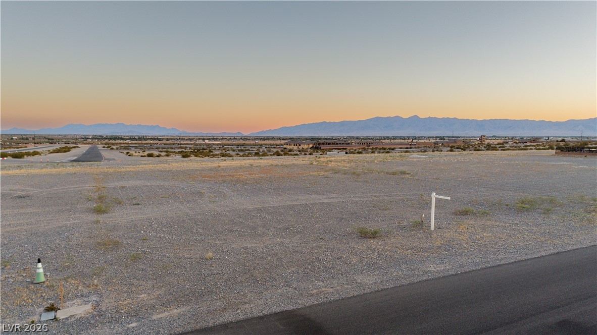 5985 East Spring Mountain Boulevard Property Photo 20