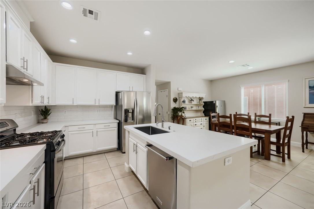 7931 Dell Ridge Avenue Property Photo 15