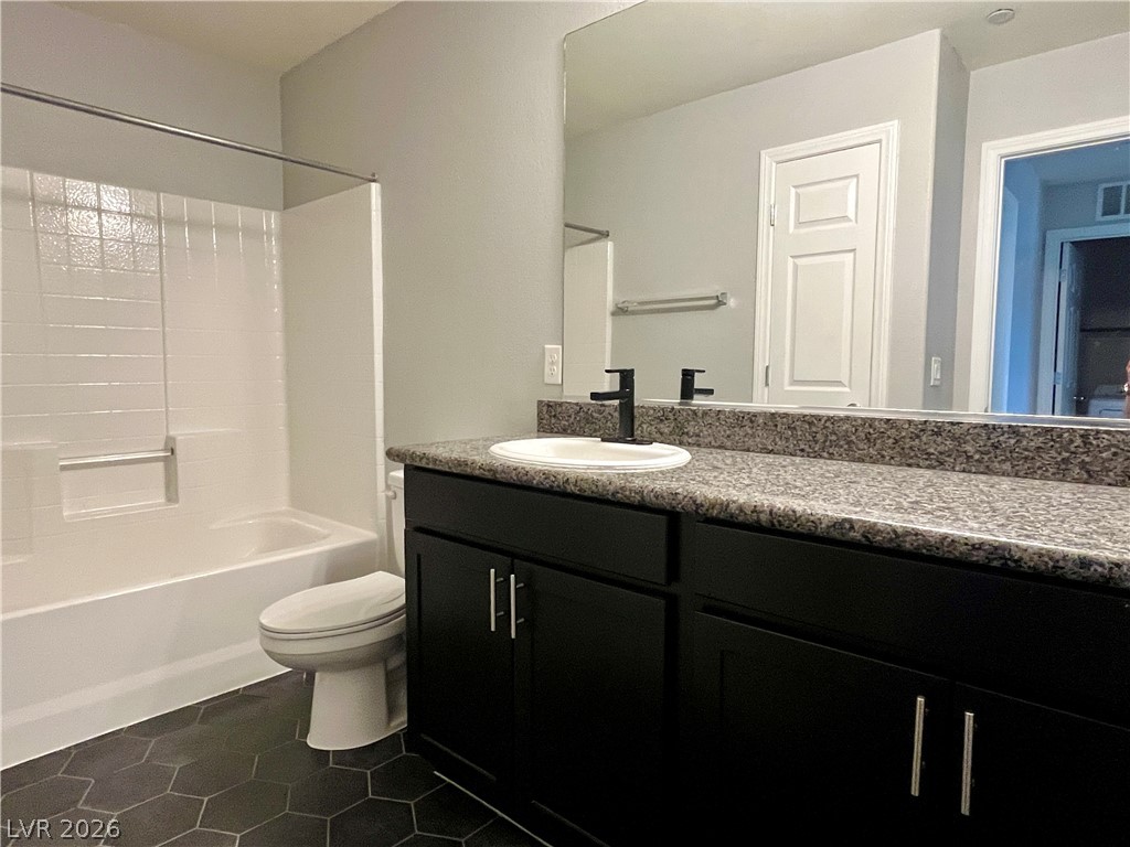 1045 Spotted Saddle Street Property Photo 16