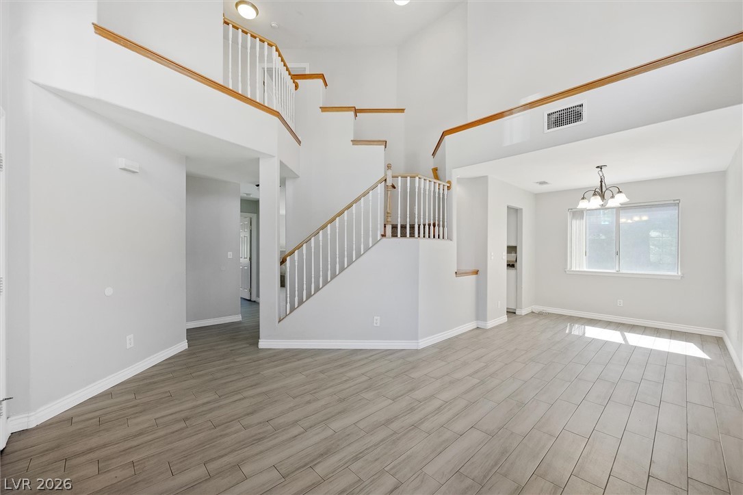 2806856 Property Photo 2