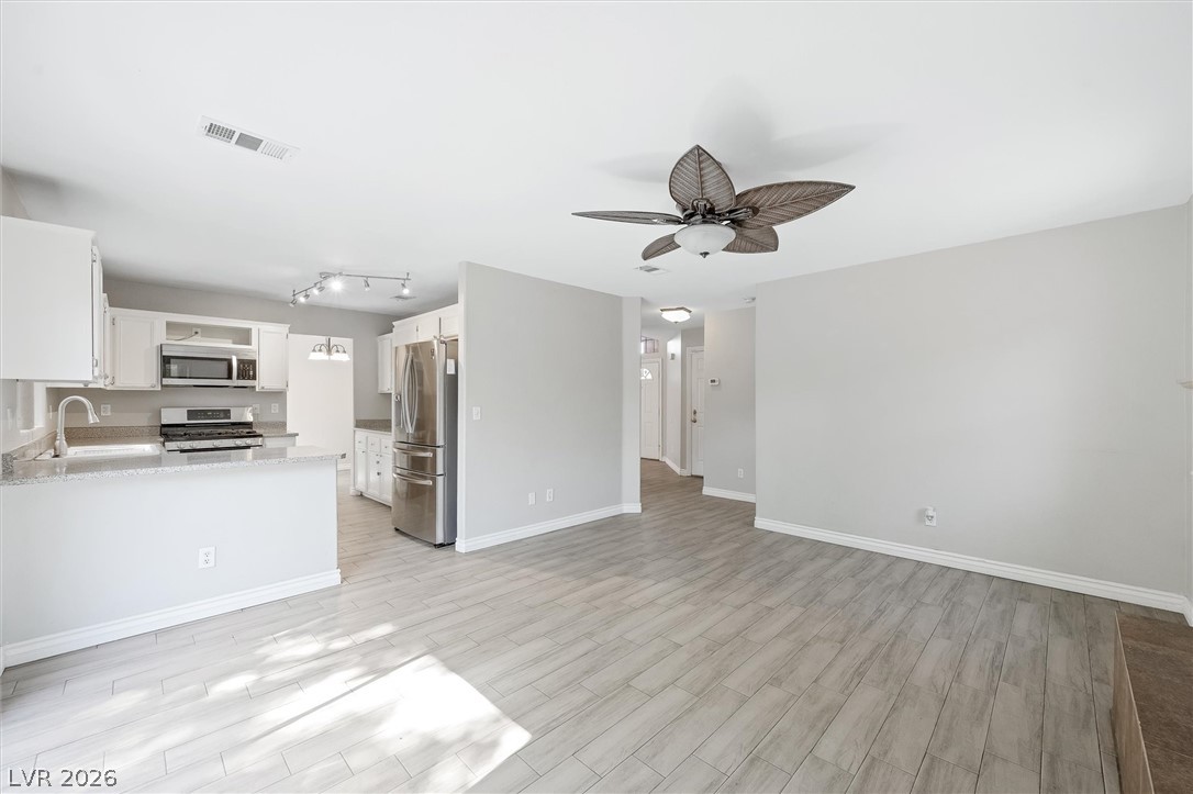 2806856 Property Photo 3