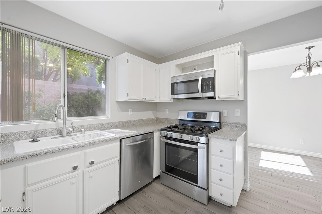 2806856 Property Photo 14