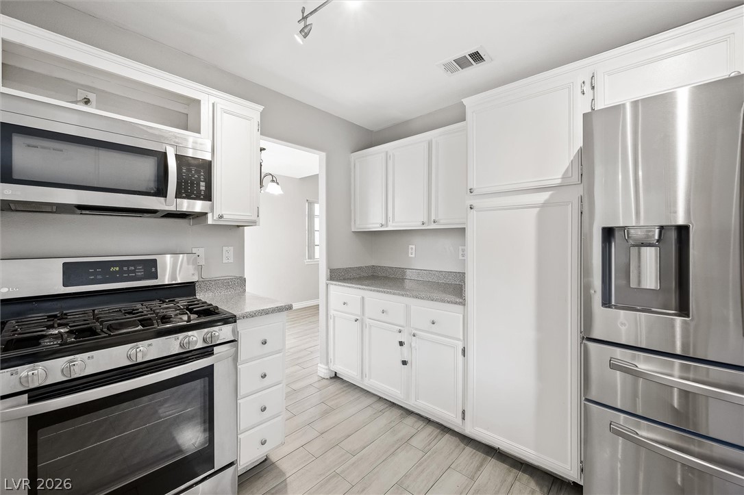 2806856 Property Photo 15