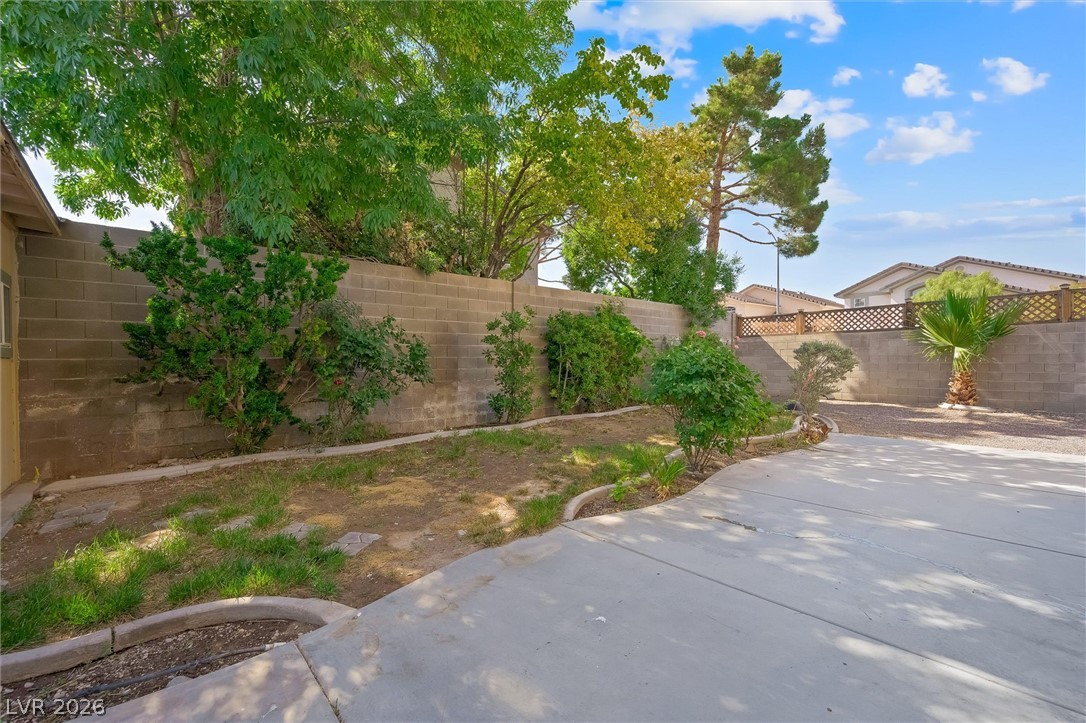 2806856 Property Photo 36