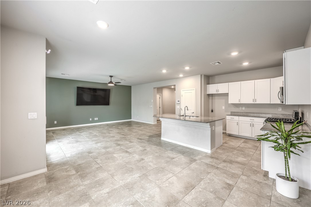 941 Willow Berry Avenue Property Photo 17
