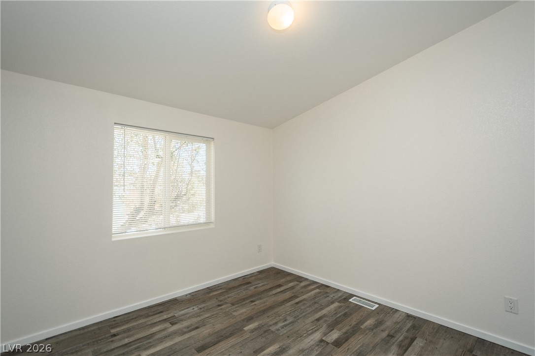 6530 Camelot Circle Property Photo 21