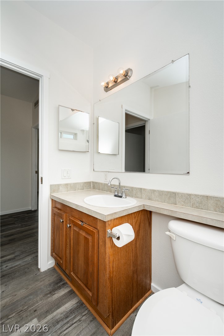 6530 Camelot Circle Property Photo 30