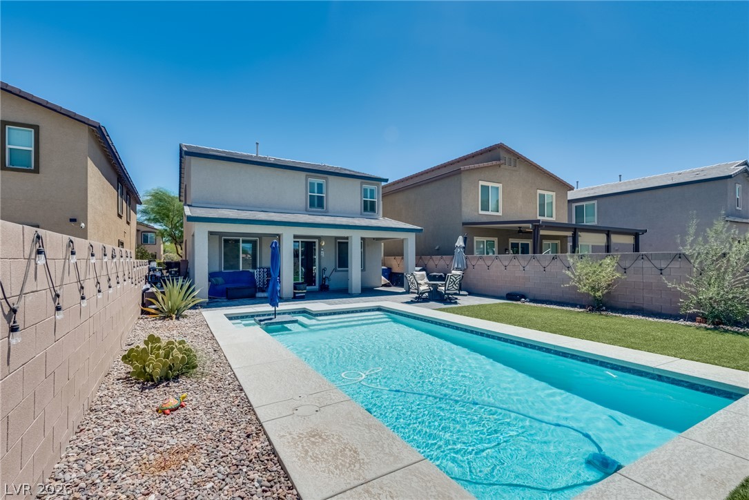 9273 Bluemist Falls Street Property Photo 4
