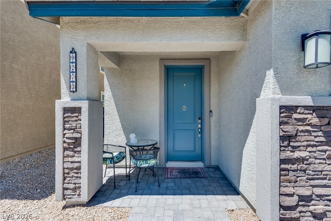 9273 Bluemist Falls Street Property Photo 8