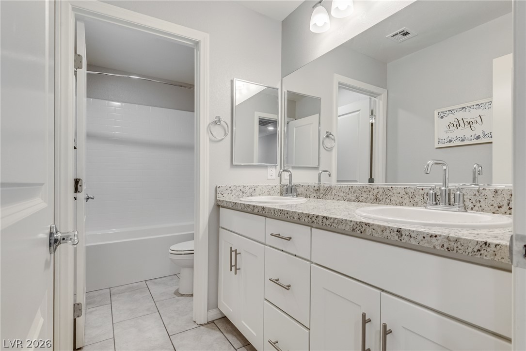 9273 Bluemist Falls Street Property Photo 32