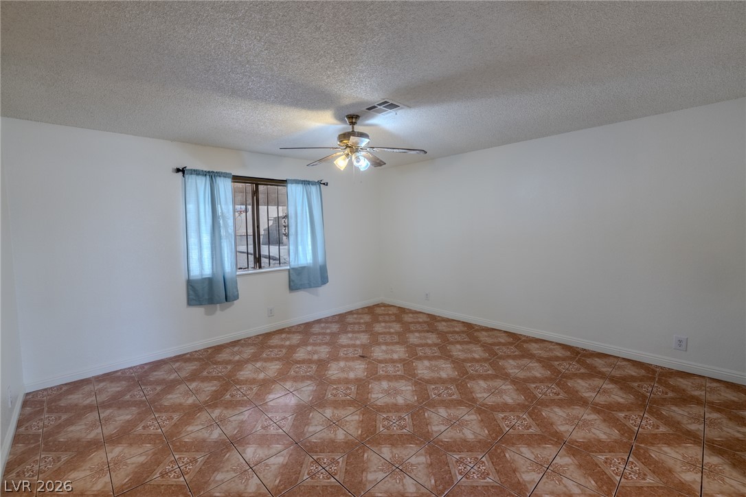 1866 Ludington Avenue Property Photo 19