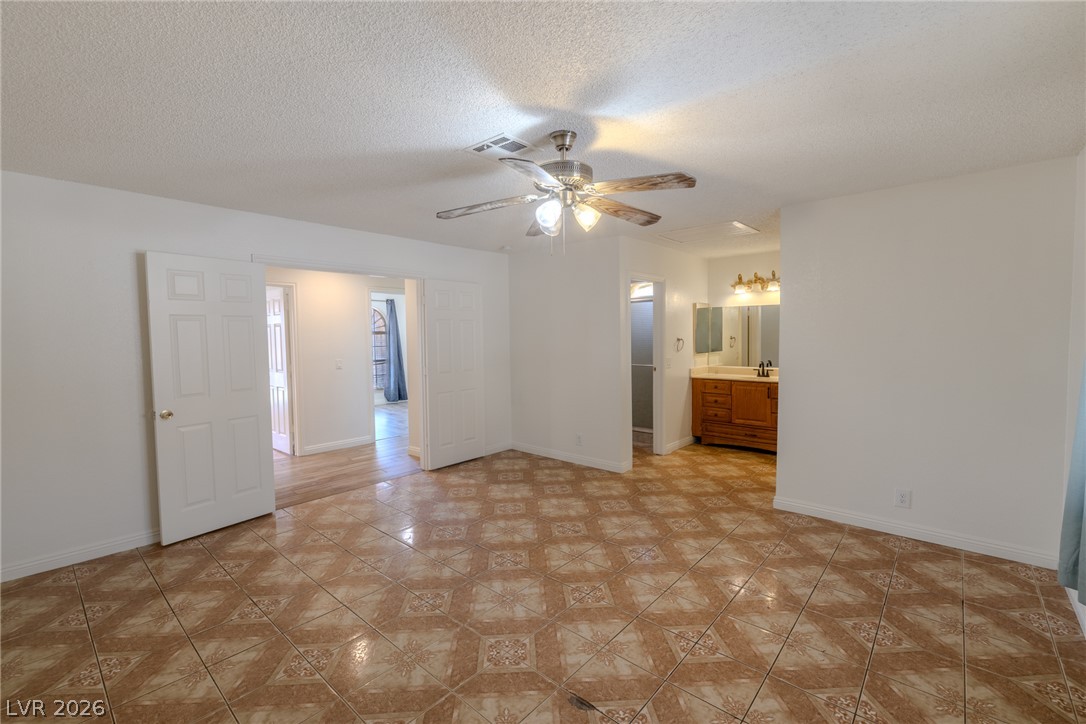 1866 Ludington Avenue Property Photo 21