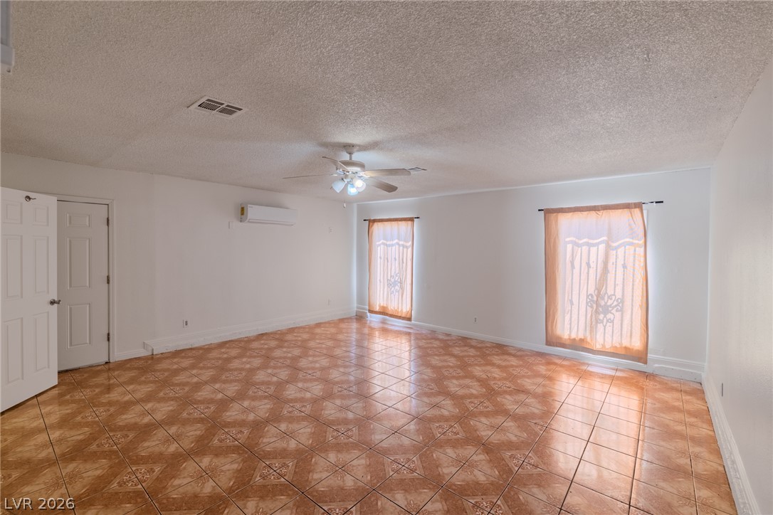 1866 Ludington Avenue Property Photo 34