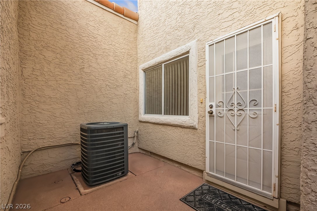 2168 Camel Mesa Drive Property Photo 3
