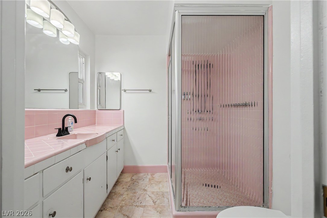 1131 Strong Drive Property Photo 17
